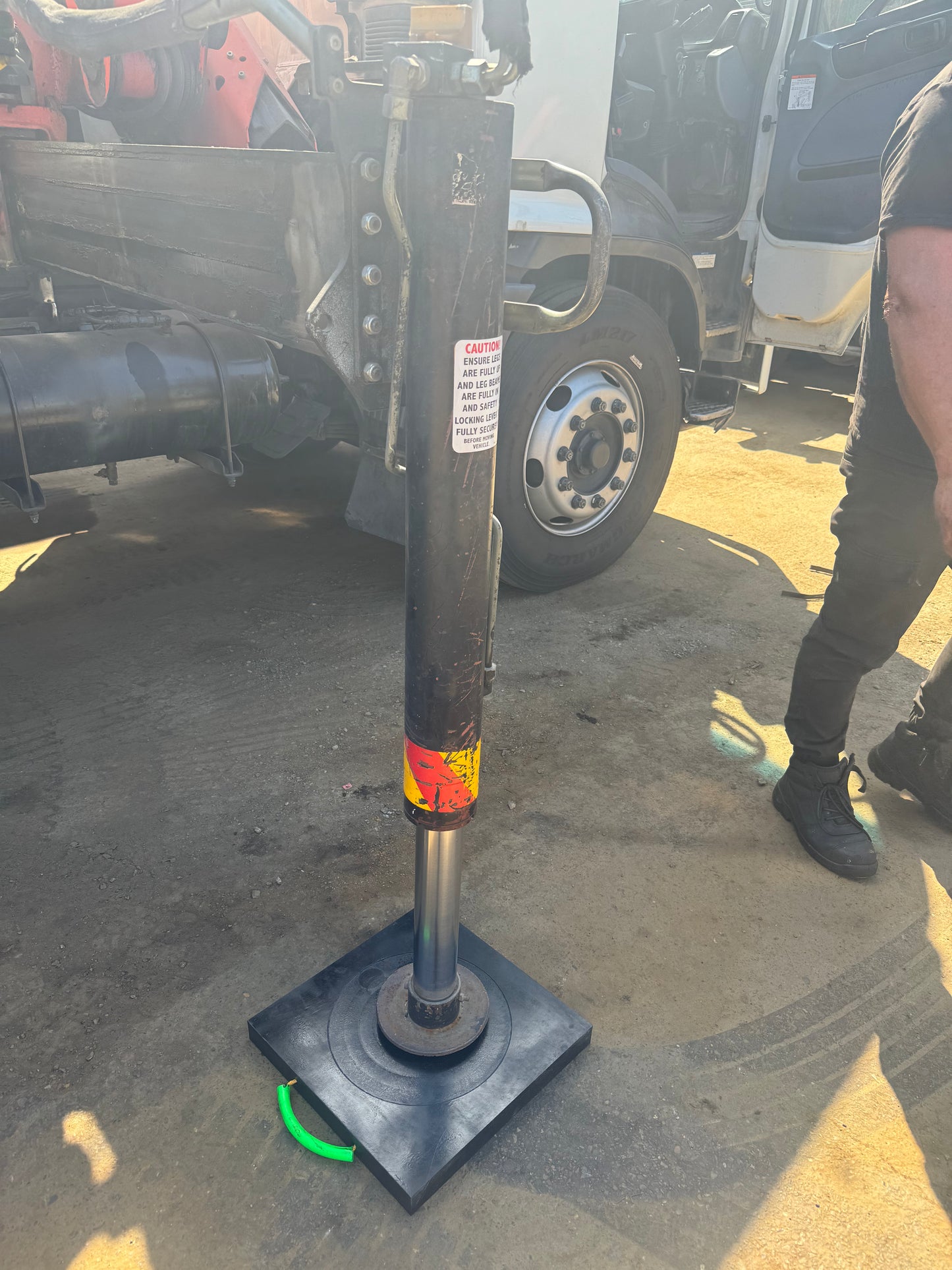 Set (2) Outrigger Ground Pad 400mm x 400mm x 40mm
